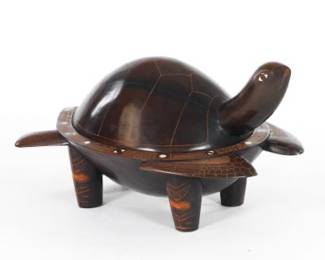 Fine Vintage Ceremonial Fijian Turtle Form Kava Bowl, Polynesia