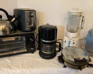 Small Kitchen Appliance Lot