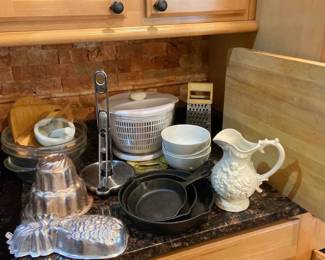 Cast Iron Pans And Other Kitchen Helpers