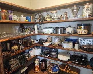 Lots of wonderful kitchen items