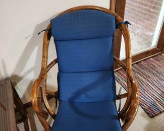 Rattan Swivel Chair