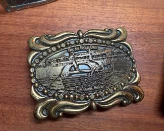 Official souvenir Saint Charles Missouri 1983 belt buckle
