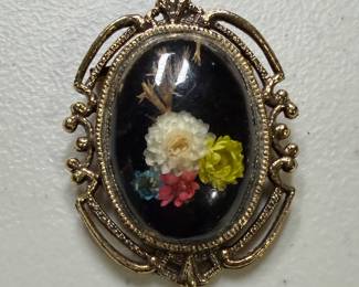 VINTAGE FLOWER BOUQUET  BROOCH