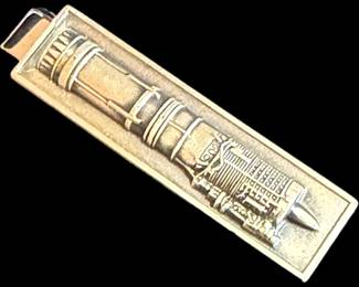 Vintage jet turbine engine tie bar clip