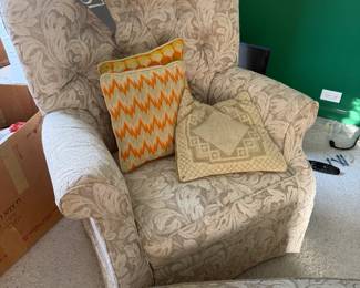 Upholstered Arm Chair 