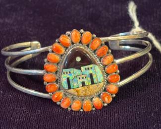 Bracelet