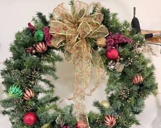 large beautiful wtreath