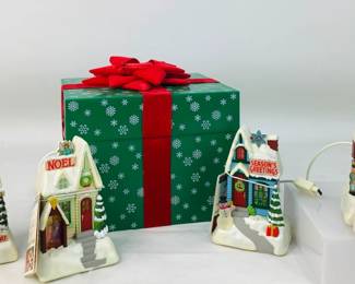 Caroling Cottages & Caroling Kittens