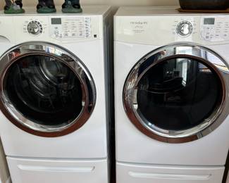 washer and dryer ( sold as a set)