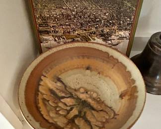 stunning stoneware hand made bowl