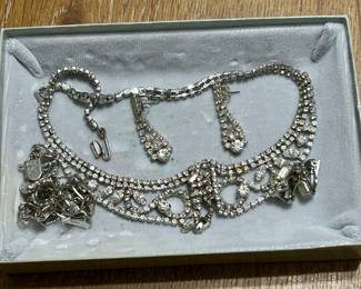 vintage rhinestone jewelry