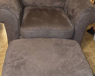 Brown Chair with Ottamon 