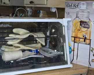 Roaster - Broiler - Drink Dispenser 