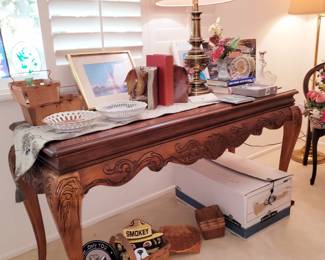 $88 - Entry table Saturday 