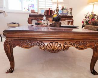 $100 - 48 x 36 coffee table (Sat)