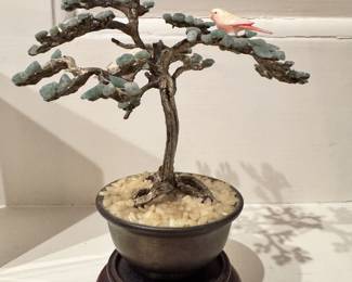 Small jade tree with bird