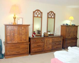 Dixie Furniture Bedroom Set (Queen Bed Frame, 2- Gentlemen’s Armoires, Dresser, 2 Night Stands)