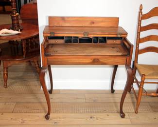 Spinet Desk