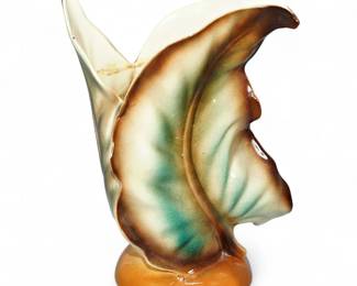 Vintage Shawnee Pottery Banana Leaf Vase #823