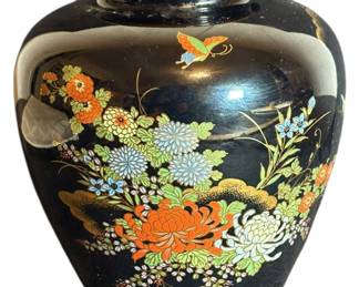 Japanese KutaniStyle Asian Vase