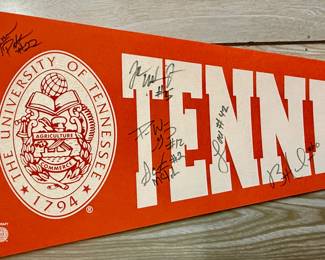 Autographs on UT pennant