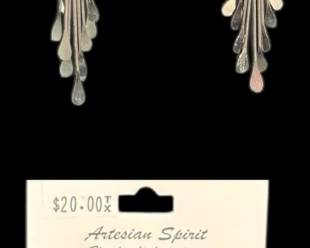 NEW Silver Tone Dreamcatcher Style Earrings