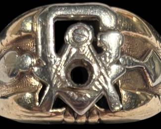 Vintage Gold Masonic Ring