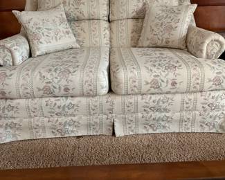 Floral print cloth love seat