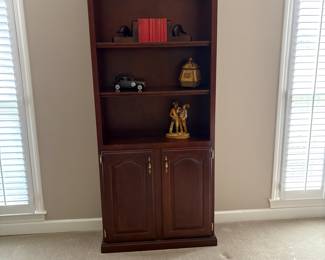 Wood adjustment bookcase with storage