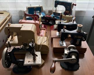 Vintage junior sewing machines