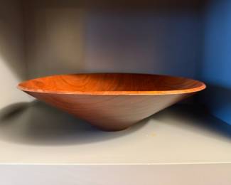 Beautiful Don Wodjenski hand turned wood bowl