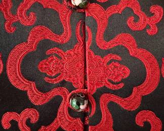 Beautiful vintage Jing Hui Yi Zu silk jacket with cloissone buttons, New With Tags