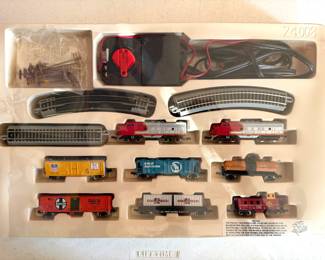 Seemingly never used vintage Bachmann Explorer E-Z Track N Scale Electric Train System