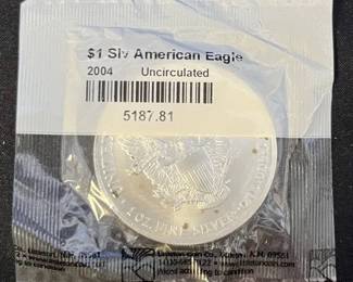 2004 American Eagle Silver Dollar Uncirculated From Littleton Coin Co.
*weight is approximate and shown in pictures (1.012 Troy ounces) weight includes packaging, coin is sealed
*coin appears to have spotting as shown in pictures 