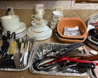 utensils, Correlle Ware (2 different sets) clay baker