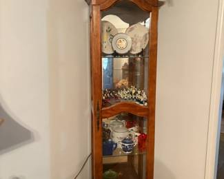 Curio cabinet
