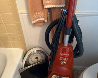 carpet shampooer, scales