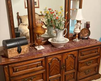 dresser