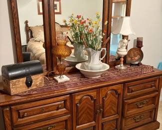 dresser with mirror