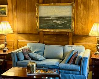 TRADITIONAL FURNISHINGS