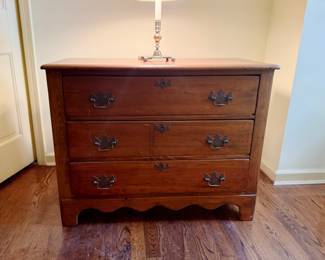 SOLID WOOD DRESSERS