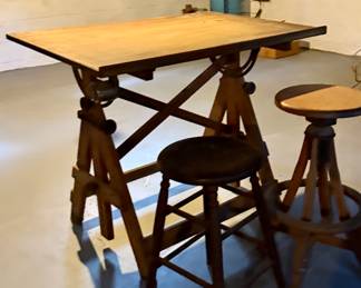 DRAFTING TABLE