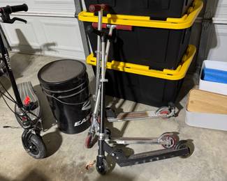 Plastic storage bins