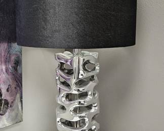 Ren-Wil Flair Table Lamp #LPT241 w/ Shade
