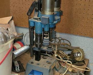Pacific gun reloader with accessories