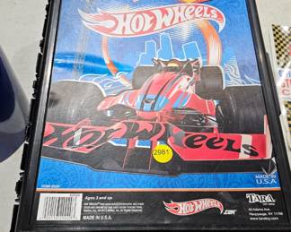 HOT WHEELS CASE