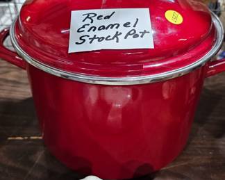 RED ENAMEL STOCK POT WITH LID