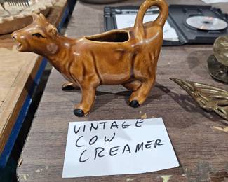 VINTAGE COW