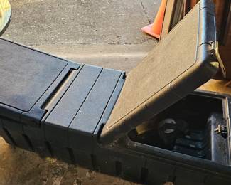 TRUCK TOOL BOX