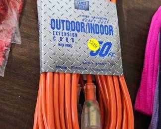 EXTENSION CORD